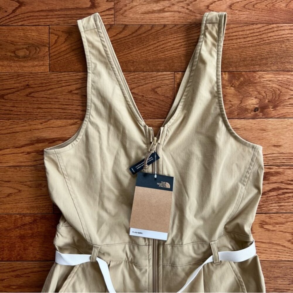 The Northface NWT size XS Womens Class V Pathfinder OnePiece - Picture 4 of 14
